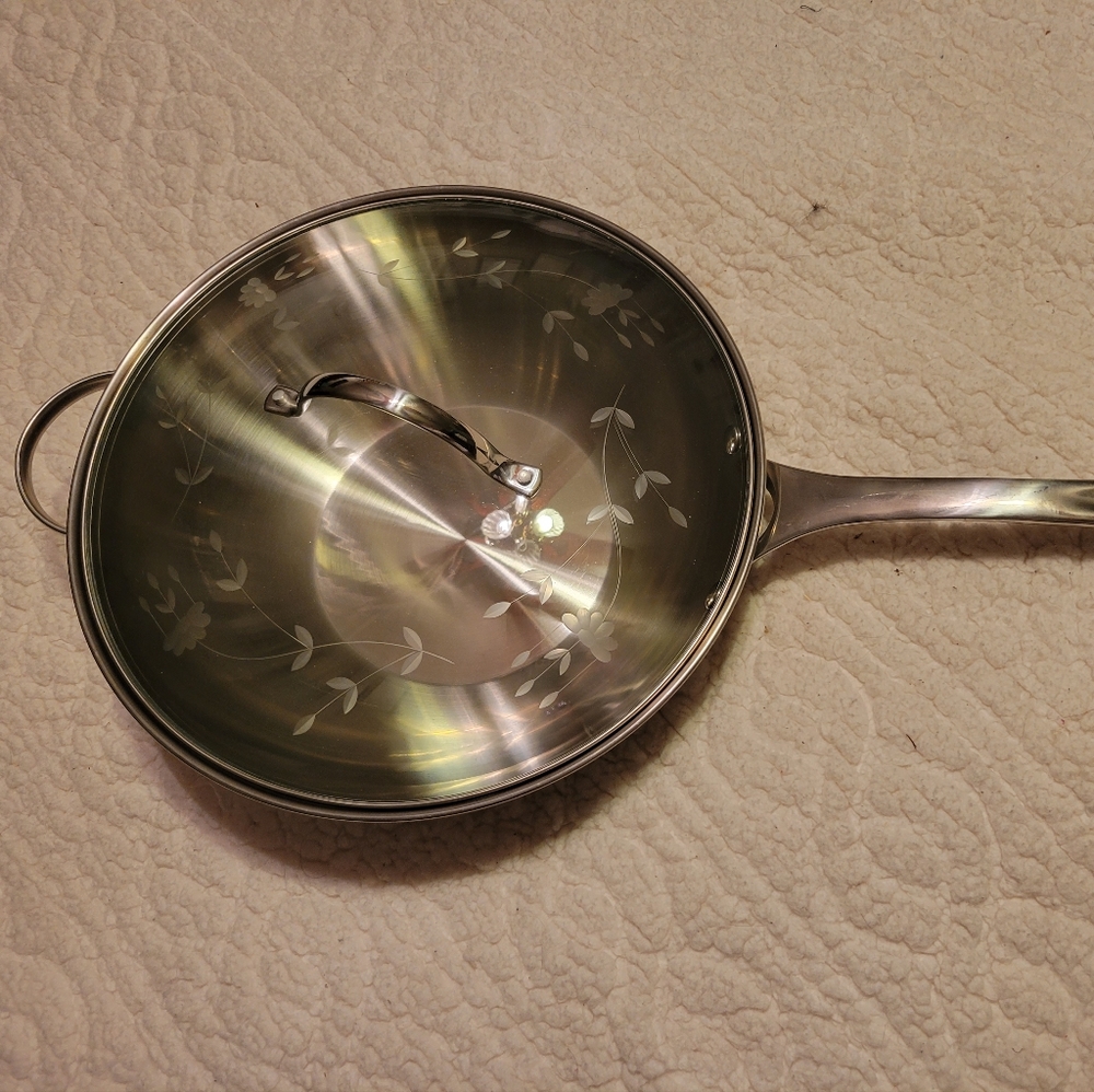 Princess House 13" skillet with glass lid